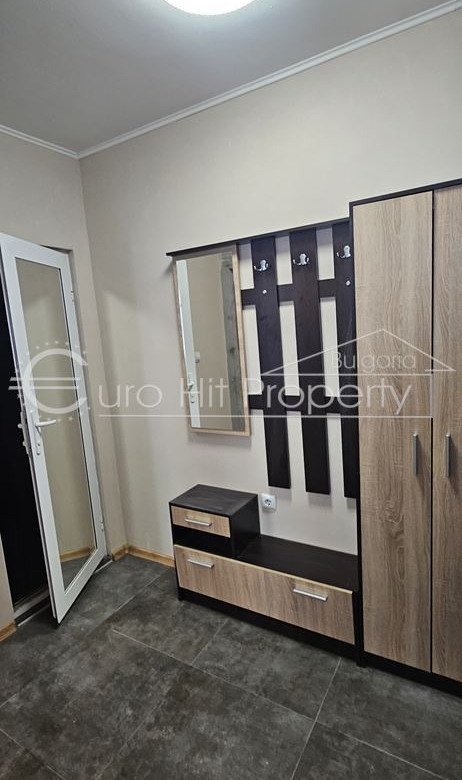 Отдава се под наем - дългосрочно - двустаен апартамент до Терминала в ж.к. Меден Рудник - 0