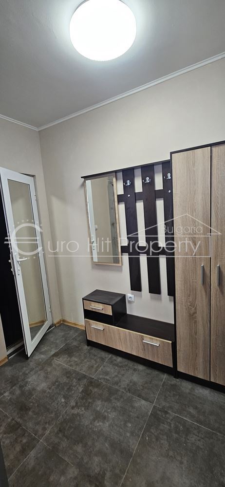 Отдава се под наем - дългосрочно - двустаен апартамент до Терминала в ж.к. Меден Рудник - 0