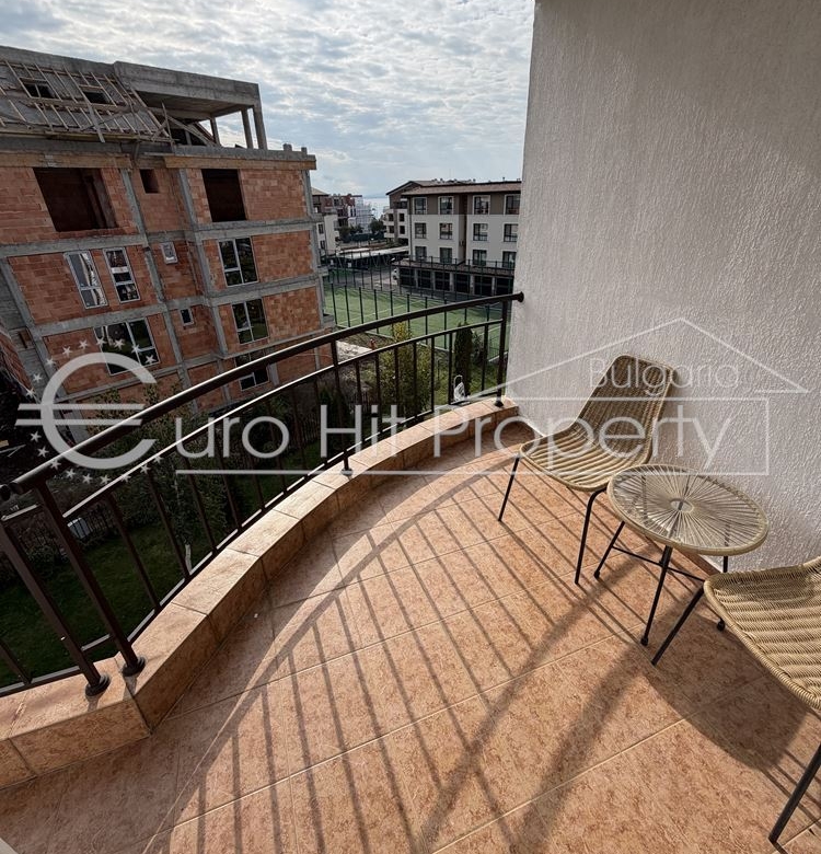 Двустаен обзаведен апартамент в кв. Сарафово - 0