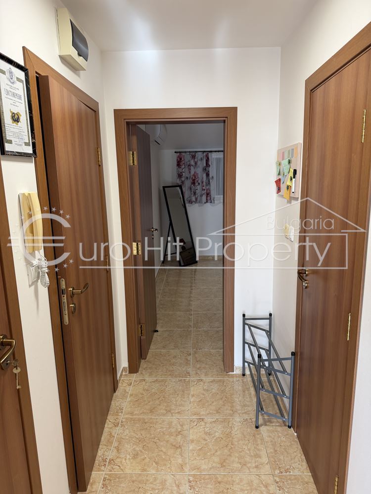 Двустаен обзаведен апартамент в кв. Сарафово - 0