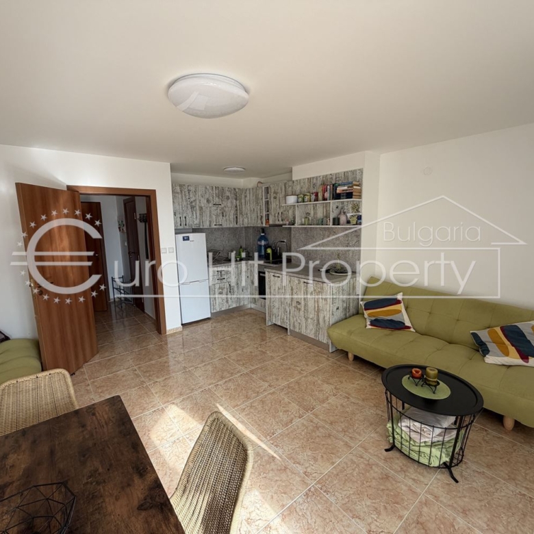 Двустаен обзаведен апартамент в кв. Сарафово - 0