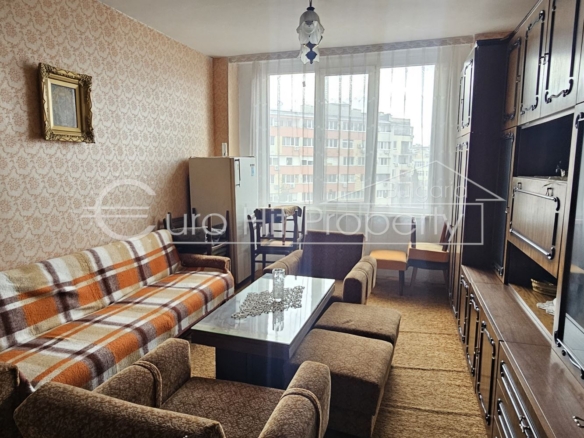 Тристаен апартамент монолитно строителство в бизост до БСУ и центъра ва града - 0