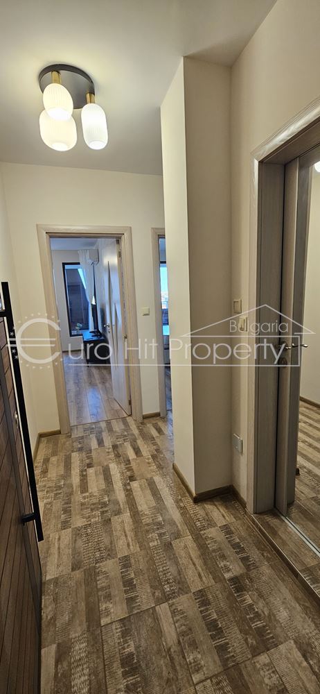 Отдава се под наем чисто нов двустаен апартамент в нова сграда в топ центъра на кв. Сарафово - 0