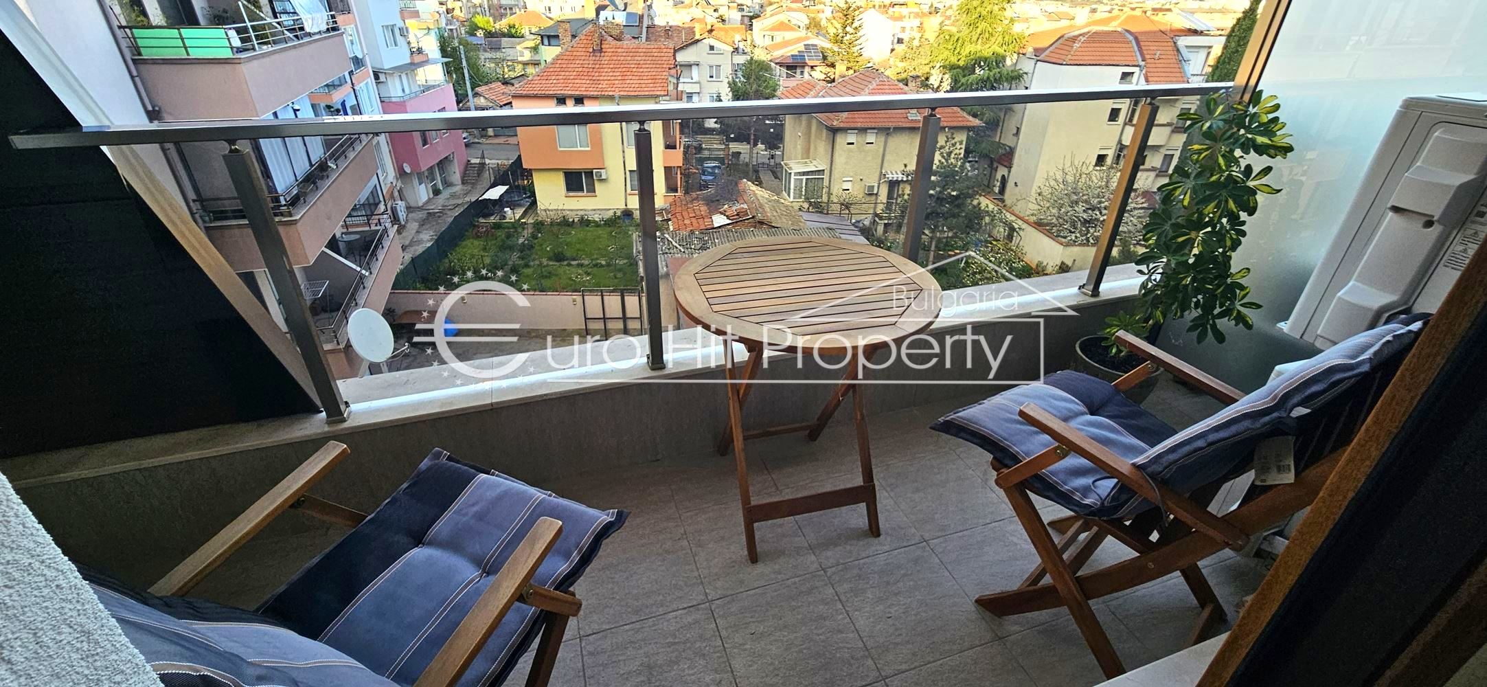 Отдава се под наем чисто нов двустаен апартамент в нова сграда в топ центъра на кв. Сарафово - 0