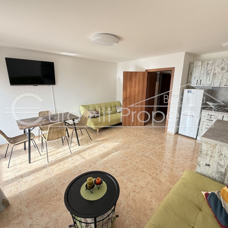 Двустаен обзаведен апартамент в кв. Сарафово - 0