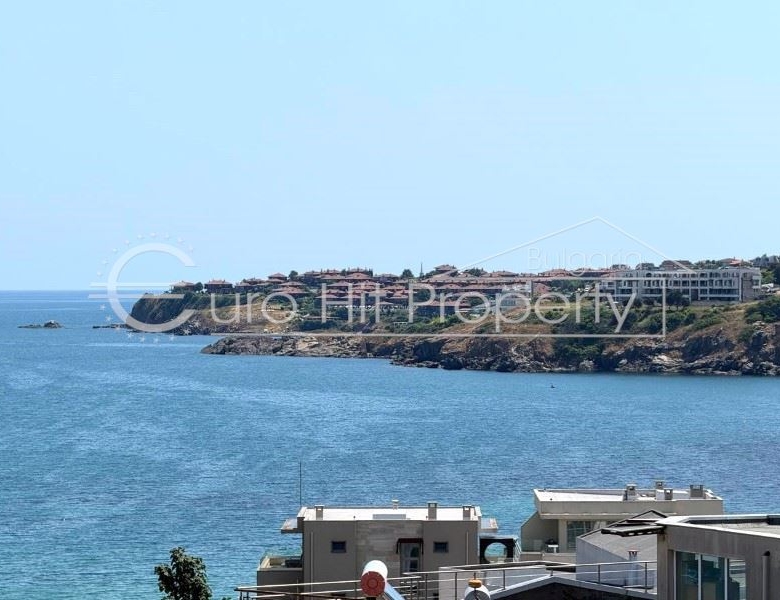 Голям едностаен апартамент с гледка море над плаж "Хармани" с възможност за преустройство на двустаен - 0
